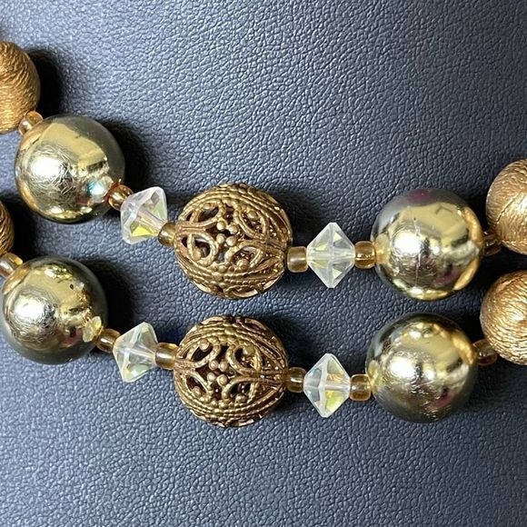 Signed Lisner Vtg Double Strand Gold Tone Open Work Filigree AB Beaded Necklace - Picture 2 of 9